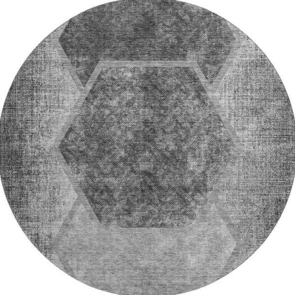 HomeRoots 8' Gray and Silver Geometric Round Rug - Washable, UV-Protected, Stylish Design for Any Space 655881