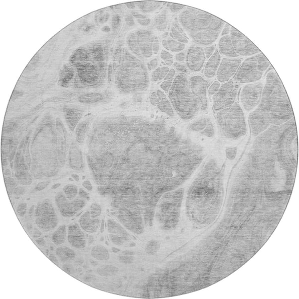HomeRoots 8' Gray and Ivory Abstract Round Rug - Washable, UV Protected, Durable & Stylish for All Spaces 656037