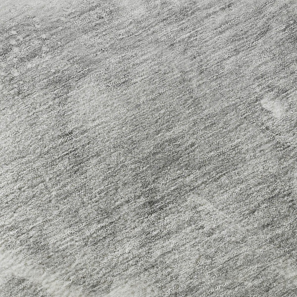 HomeRoots 8' Gray and Ivory Abstract Round Rug - Washable, UV Protected, Durable & Stylish for All Spaces 656037