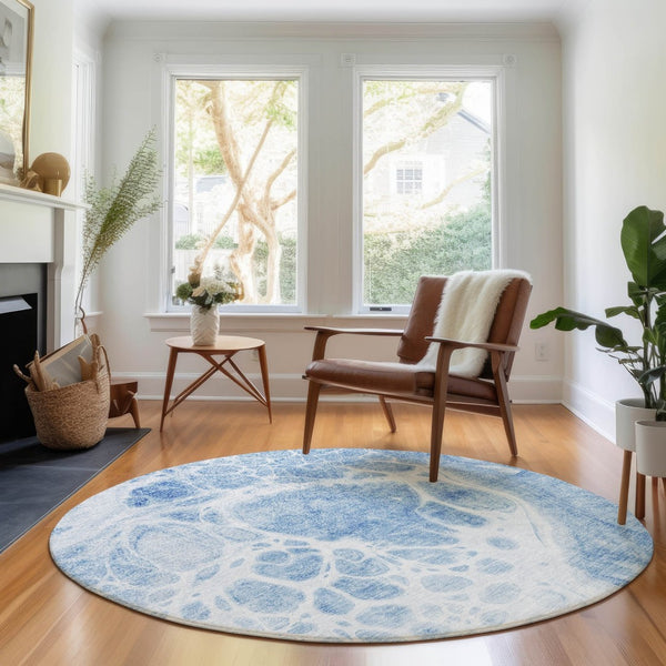 HomeRoots 8' Sky Blue & Ivory Abstract Round Rug - Washable, Stain-Resistant, UV Protected for Modern Homes 656061