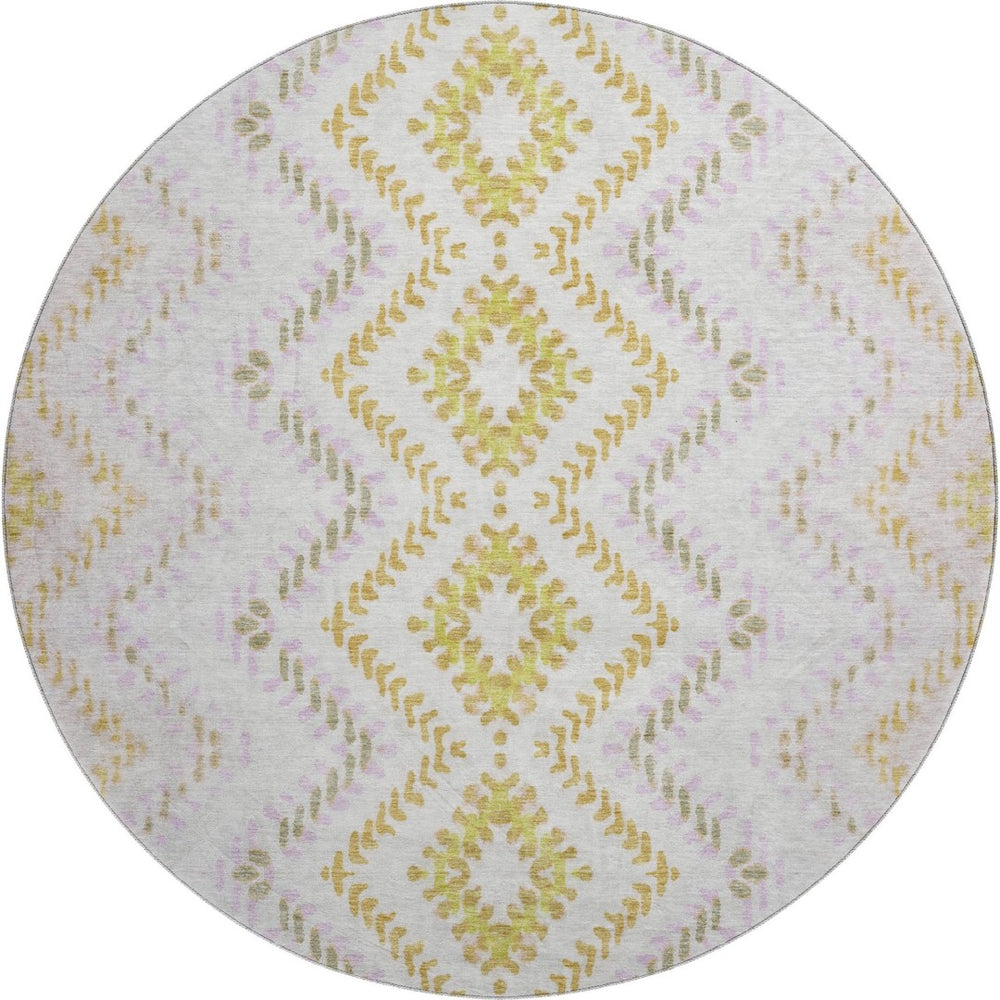 HomeRoots 8' Pearl Gold & Ivory Round Rug - Washable, Stain-Resistant, UV Protected for Stylish Homes 656091