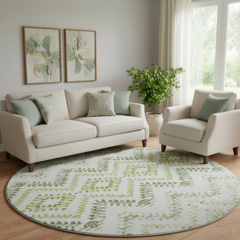 HomeRoots 8' Artichoke Green Round Rug – Modern Geometric Design, Washable, UV Protected for Active Homes 656097