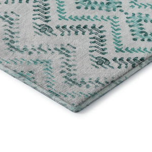 HomeRoots 8' Teal and Ivory Geometric Round Rug – Stylish, Washable, UV-Protected for Indoor & Outdoor Use 656115