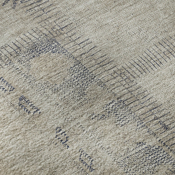 HomeRoots 8' Beige and Gray Patchwork Round Rug - Washable, UV-Protected, Stain-Resistant for Modern Homes 656127