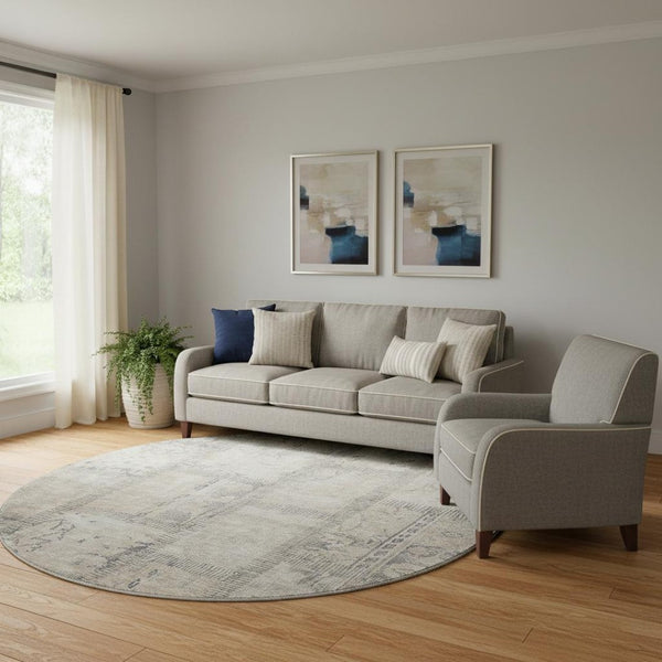 HomeRoots 8' Beige and Gray Patchwork Round Rug - Washable, UV-Protected, Stain-Resistant for Modern Homes 656127