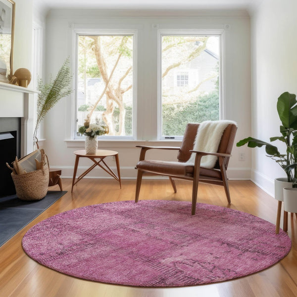 HomeRoots 8' Blush and Gray Patchwork Round Rug – Stylish, Washable, UV-Protected, Perfect for Family Spaces! 656133