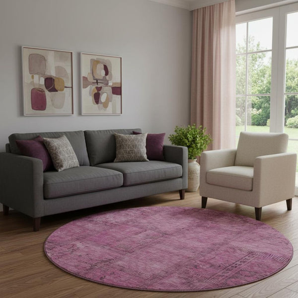HomeRoots 8' Blush and Gray Patchwork Round Rug – Stylish, Washable, UV-Protected, Perfect for Family Spaces! 656133