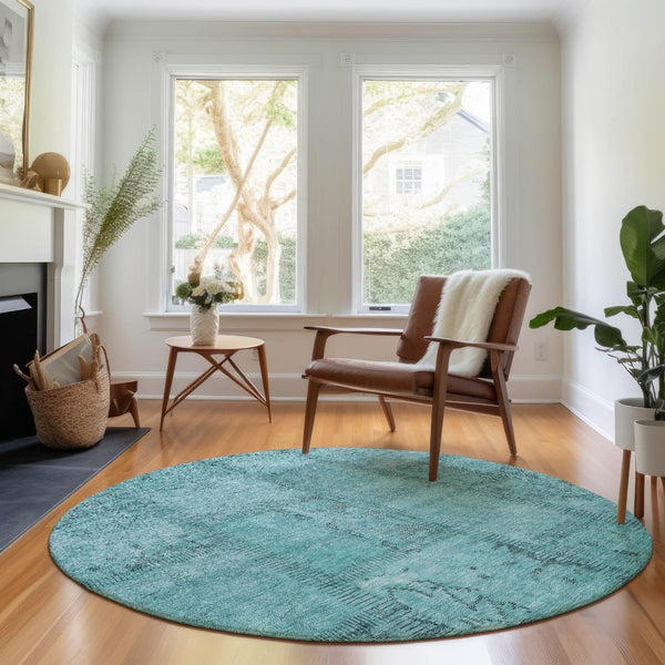 HomeRoots 8' Teal and Gray Patchwork Round Rug - Washable, Stain-Resistant with UV Protection for High Traffic Areas 656175