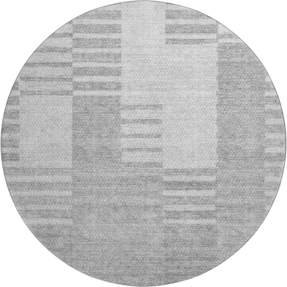 HomeRoots 8' Stylish Silver and Gray Striped Washable Round Rug – Durable, UV-Protected, Pet-Friendly Design 656229