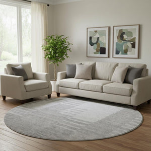 HomeRoots 8' Stylish Silver and Gray Striped Washable Round Rug – Durable, UV-Protected, Pet-Friendly Design 656229