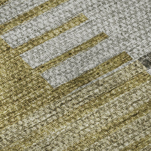 HomeRoots 8' Brown, Ivory & Gray Striped Washable Round Rug - UV Protected, Stain Resistant, Easy-Care Decor Piece 656241