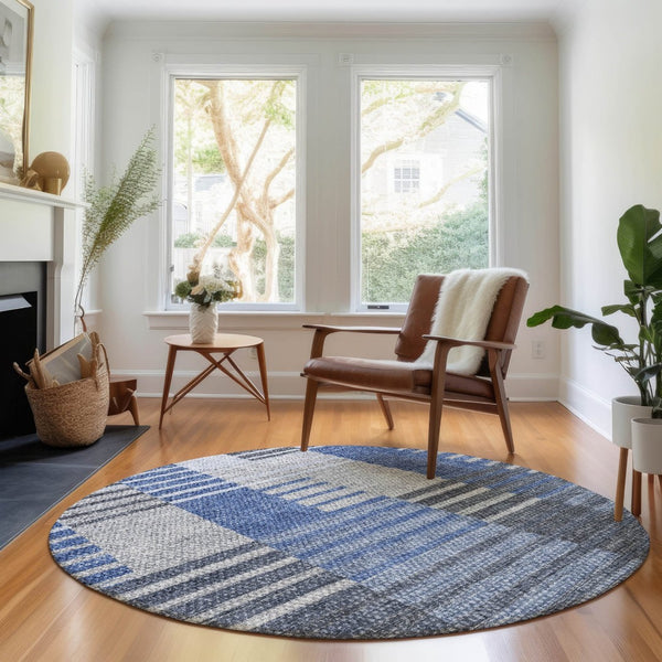 HomeRoots 8' Blue Ivory and Gray Striped Round Rug - Washable, UV Protected, Durable for Indoor & Outdoor Use 656247