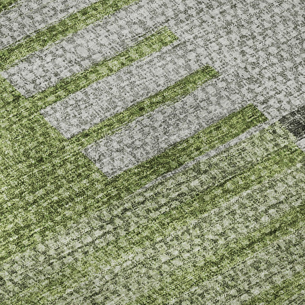 HomeRoots 8' Green Ivory and Gray Striped Washable Round Rug – UV Protected, Stain-Resistant, Soft Polyester! 656253