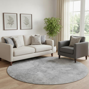HomeRoots 8' Gray and Silver Abstract Round Rug - Stylish, Washable, UV-Protected, Perfect for High-Traffic Areas 656295