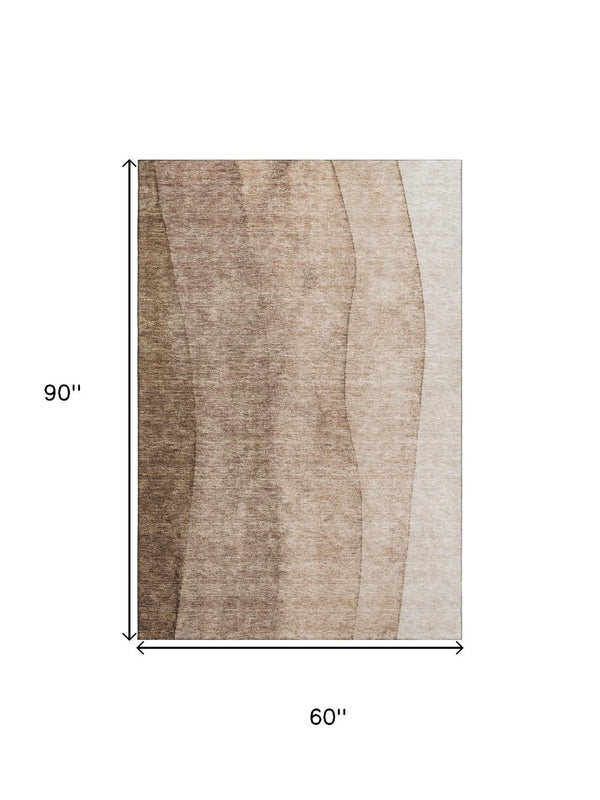 HomeRoots 5' X 8' Brown And Ivory Ombre Area Rug - Stylish, Washable, UV-Protected for Busy Homes with Kids & Pets 656342