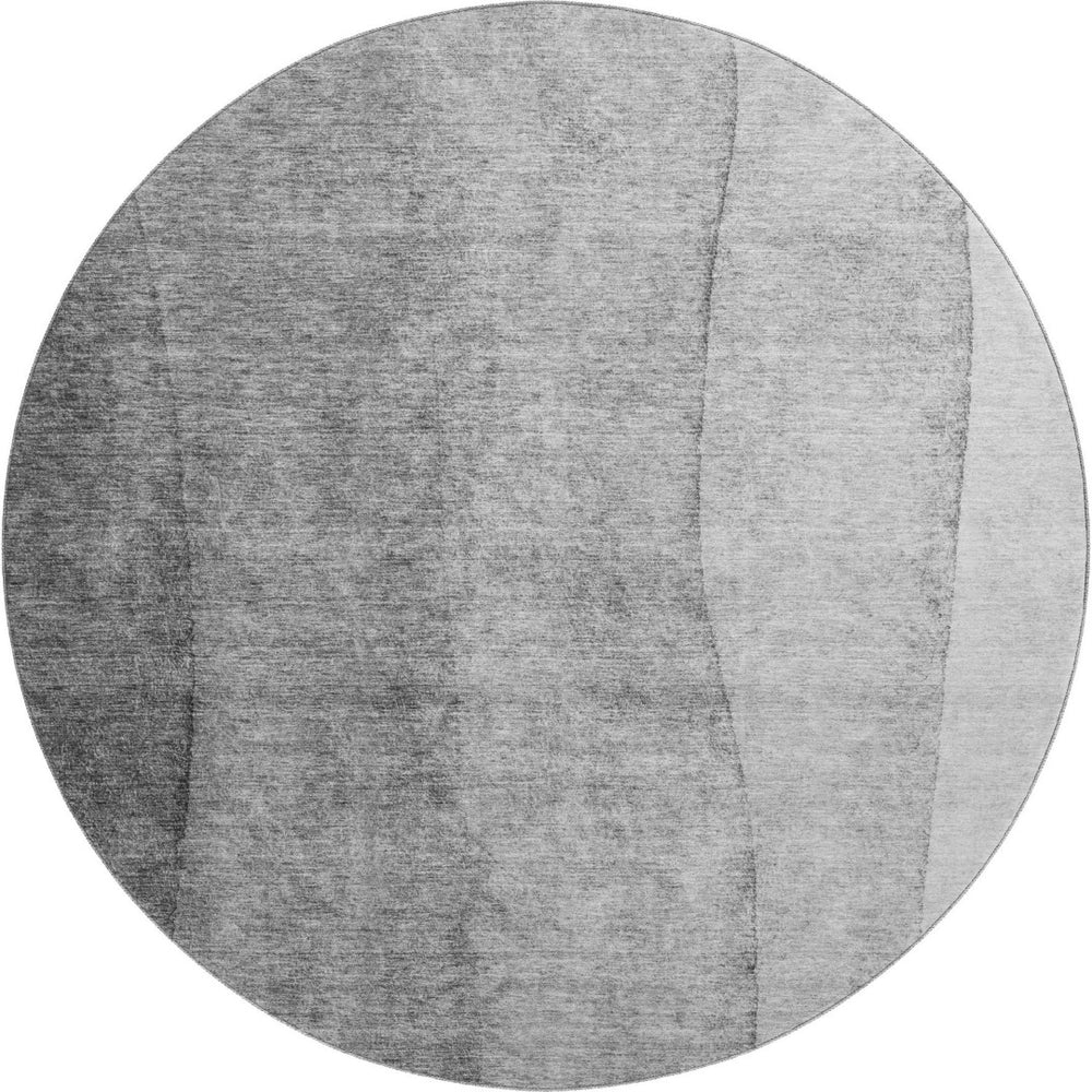 HomeRoots 8' Modern Gray and Silver Ombre Washable Round Rug with UV Protection for High-Traffic Homes 656349