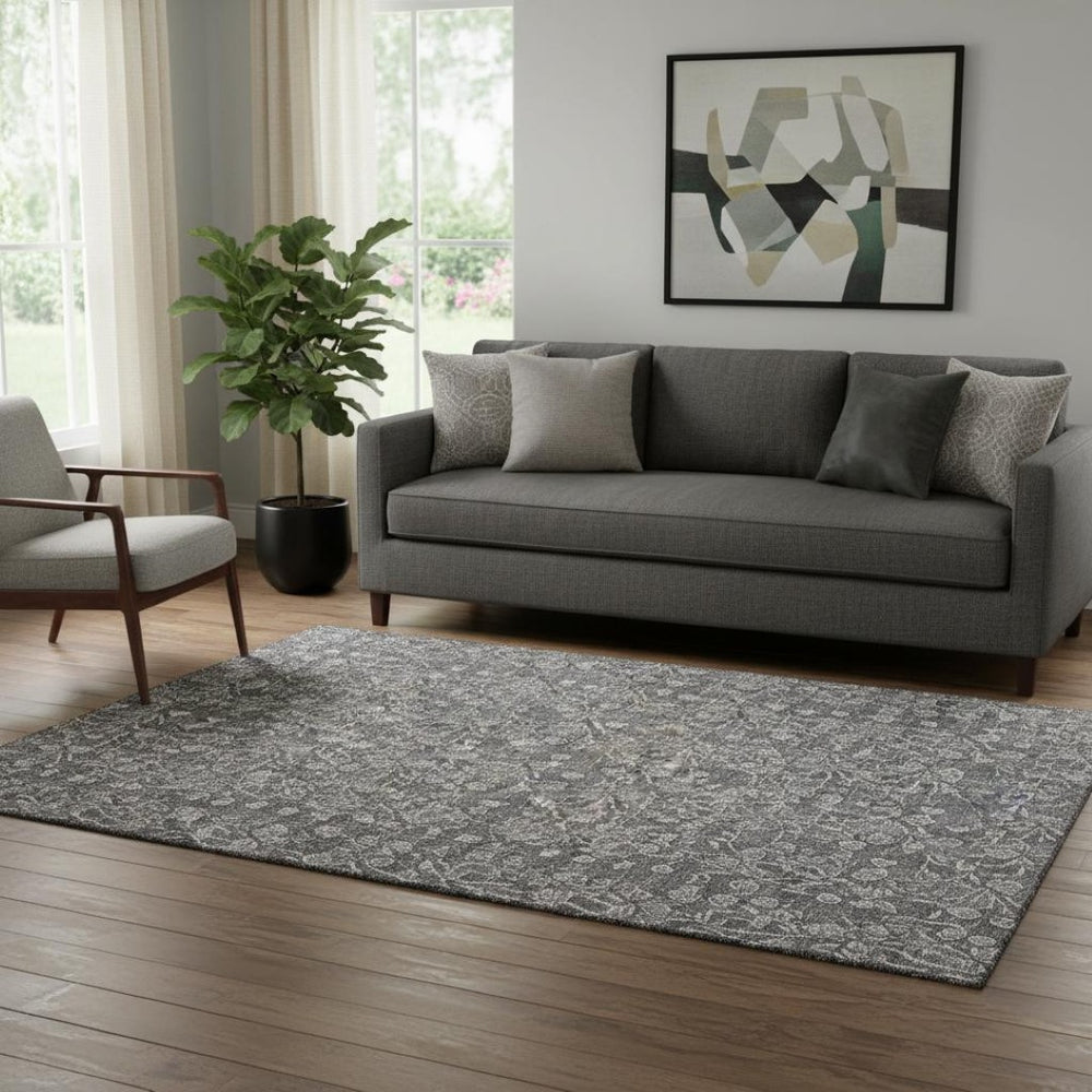 HomeRoots 5' Gray and Silver Floral Washable Area Rug – UV Protected, Stain Resistant, Perfect for High-Traffic Areas 656438