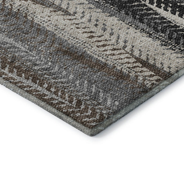 HomeRoots 8' Brown Gray And Ivory Striped Washable Round Rug – Durable, UV-Protected, Easy-Clean for High Traffic Areas 656480