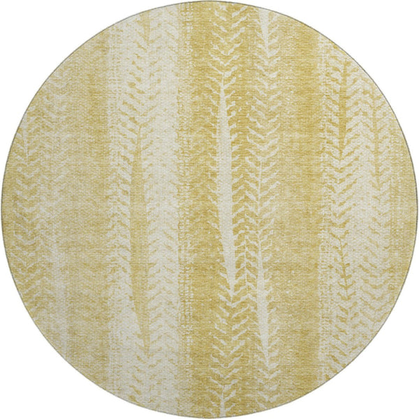 HomeRoots 8' Gold And Ivory Striped Washable Round Rug - Durable, UV-Resistant, Perfect for Family Spaces! 656528
