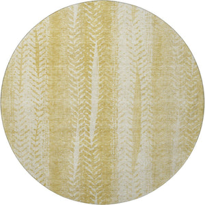 HomeRoots 8' Gold And Ivory Striped Washable Round Rug - Durable, UV-Resistant, Perfect for Family Spaces! 656528