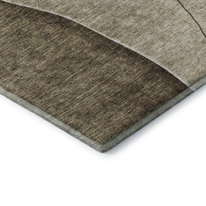 HomeRoots 8' Modern Abstract Brown, Beige & Blue Round Rug - Washable, UV Protected & Stain-Resistant Design! 656552