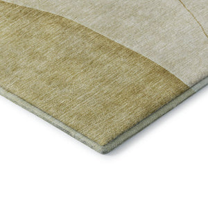 HomeRoots 8' Gold And Beige Washable Round Rug – Modern Abstract Design, UV Protected & Stain Resistant! 656570