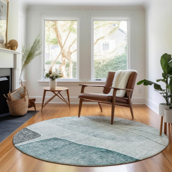 HomeRoots 8' Teal Gray and Ivory Abstract Round Rug - Washable, UV-Protected, Stylish for Any Home Decor 656582