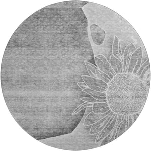 HomeRoots 8' Gray And Silver Floral Round Rug - Washable, UV Protected, Stain Resistant for Modern Spaces 656798