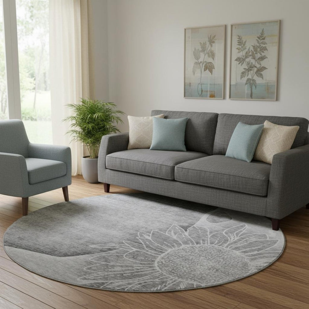 HomeRoots 8' Gray And Silver Floral Round Rug - Washable, UV Protected, Stain Resistant for Modern Spaces 656798