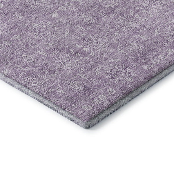 HomeRoots 10' X 14' Floral Area Rug in Lavender & Ivory - Washable, UV-Protected, Pet-Friendly Design for Homes 656909