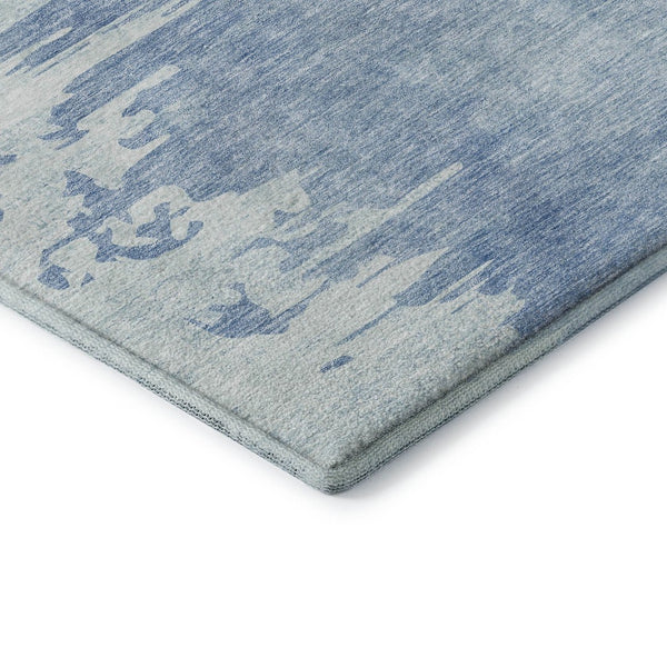 HomeRoots 8' Sky Blue and Ivory Abstract Round Rug - Washable, UV Protected, Durable for Modern Spaces 656984