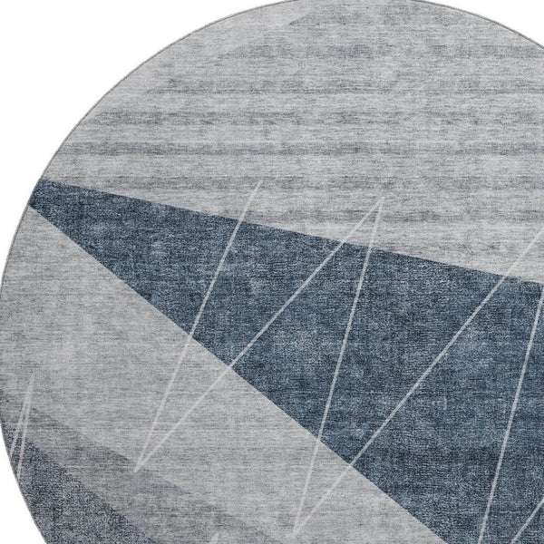 HomeRoots 8' Charcoal and Ivory Geometric Round Rug - Washable, UV Protected, Stain Resistant for Easy Care 657014