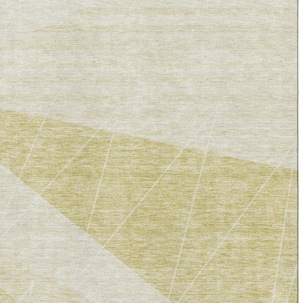 HomeRoots 5' X 8' Wheat & Ivory Geometric Area Rug - Stylish, Washable, UV-Protected, Pet-Friendly Design 657049