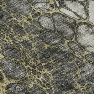 HomeRoots 8' Beige Gray Ivory Abstract Washable Round Rug – Durable, Stain-Resistant, UV Protected Design 657062