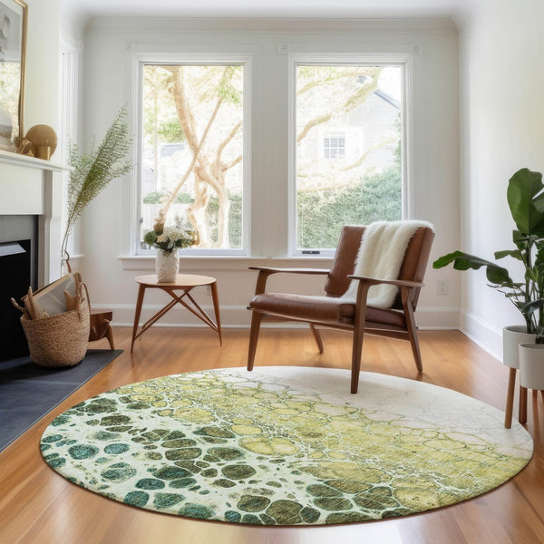 HomeRoots 8' Olive Green, Gold & Ivory Abstract Washable Round Rug - Durable, UV-Protected & Easy-Care Design! 657080