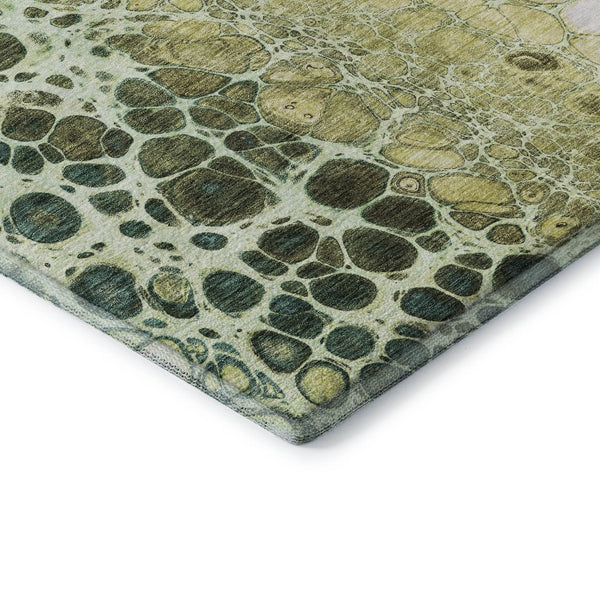 HomeRoots 8' Olive Green, Gold & Ivory Abstract Washable Round Rug - Durable, UV-Protected & Easy-Care Design! 657080