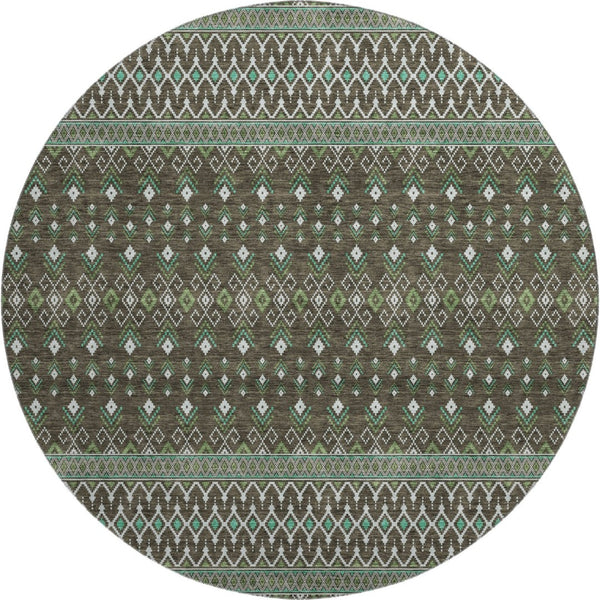 HomeRoots 8' Brown and Taupe Tribal Round Rug - UV Protected, Stain Resistant, Durable for Homes & Patios 657098