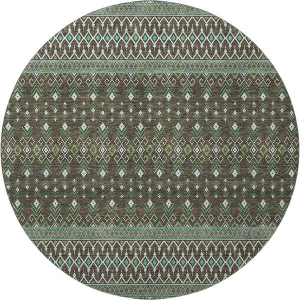 HomeRoots 8' Brown and Taupe Tribal Round Rug - UV Protected, Stain Resistant, Durable for Homes & Patios 657098