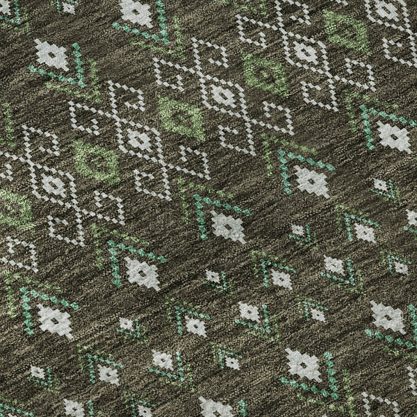 HomeRoots 8' X 10' Brown And Taupe Tribal Washable Area Rug - Durable, UV-Protected, Perfect for Any Room 657099