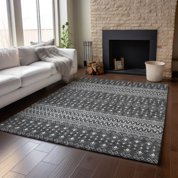 HomeRoots 8' X 10' Gray and Silver Tribal Area Rug - Washable, UV Protected, Stylish & Durable for High Traffic Areas 657117