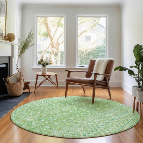 HomeRoots 8' Artichoke Green Tribal Round Rug - Washable, UV Resistant, Durable Polyester for Any Space 657146
