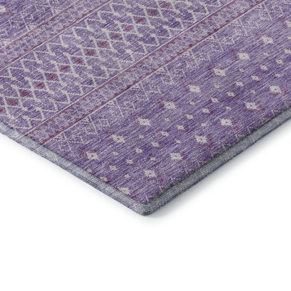 HomeRoots 8' Stylish Lavender and Ivory Tribal Round Rug with UV Protection – Durable, Washable, and Chic! 657176