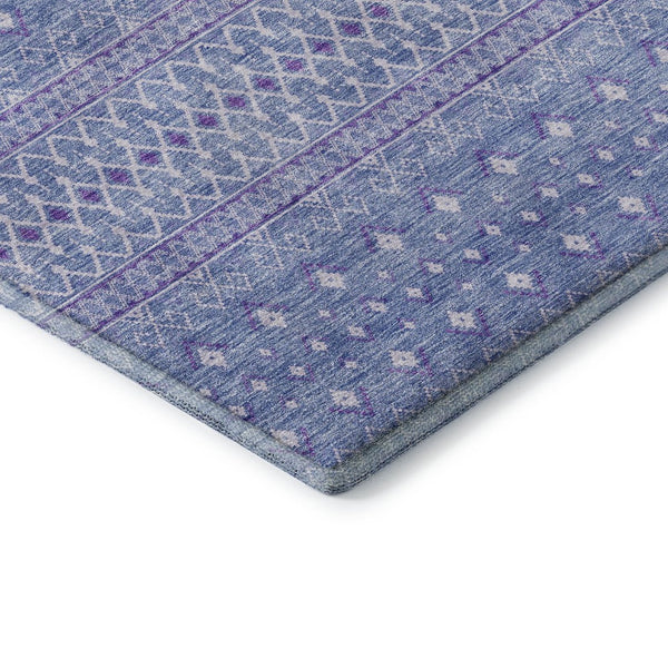 HomeRoots 8' Sky Blue Tribal Round Rug - Washable, UV Protected, Stain-Resistant for Indoor & Outdoor Use 657182