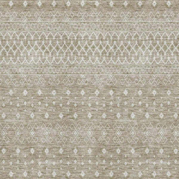 HomeRoots 5' X 8' Taupe And Ivory Tribal Area Rug - Washable, UV-Protected, Durable & Stylish for Any Space 657199