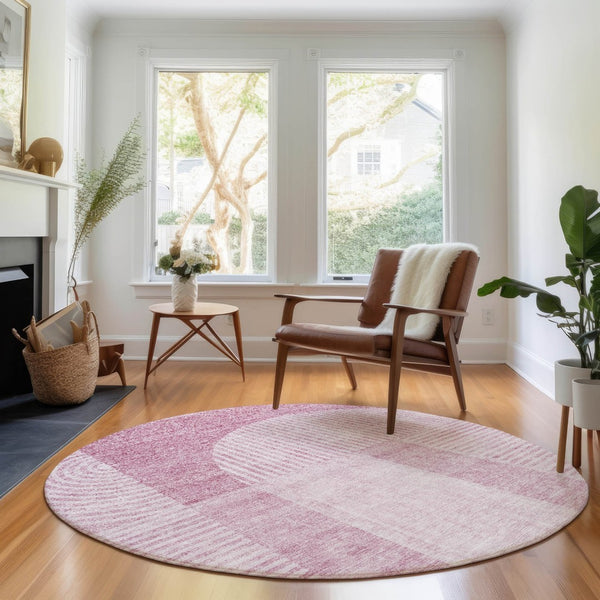 HomeRoots 8' Blush and Ivory Geometric Round Rug – Washable, UV Protected, Perfect for Modern Spaces! 657242