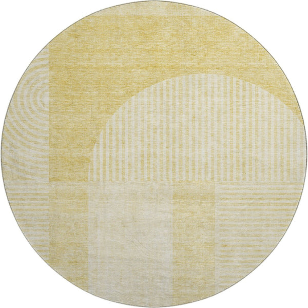 HomeRoots 8' Gold and Ivory Geometric Washable Round Rug - Stylish, Durable, UV-Protected for Modern Spaces 657260