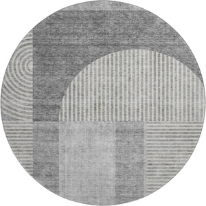 HomeRoots 8' Gray And Ivory Geometric Washable Round Rug - UV Protected, Durable, Perfect for High-Traffic Areas 657266