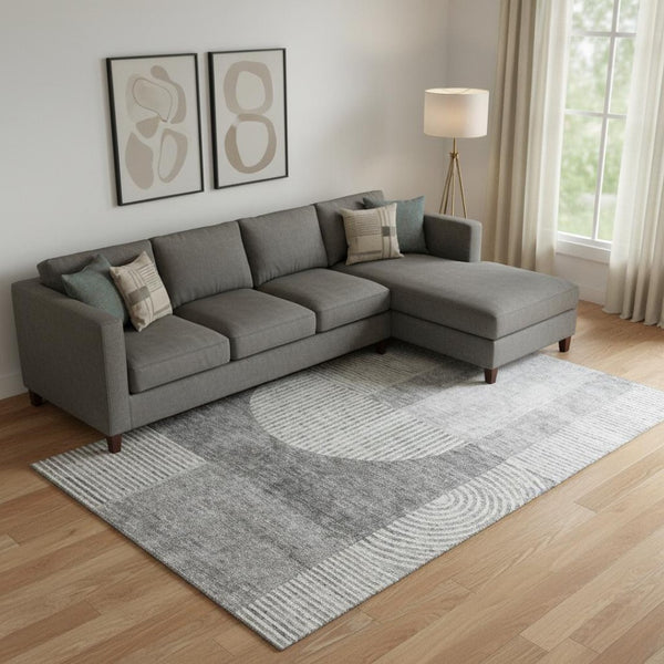 HomeRoots 8' X 10' Gray And Ivory Geometric Area Rug - Washable, UV-Protected, Stylish & Family-Friendly Design 657267