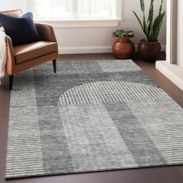 HomeRoots 9' X 12' Gray and Ivory Geometric Area Rug – Washable, Stain-Resistant, UV Protected for Easy Care! 657268