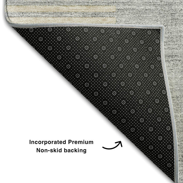 HomeRoots 8' Stylish Silver and Gray Geometric Washable Round Rug with UV Protection for High-Traffic Areas 657278